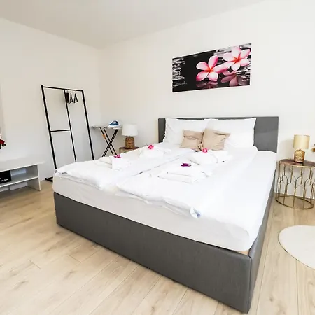 Luxe * Ljutomer